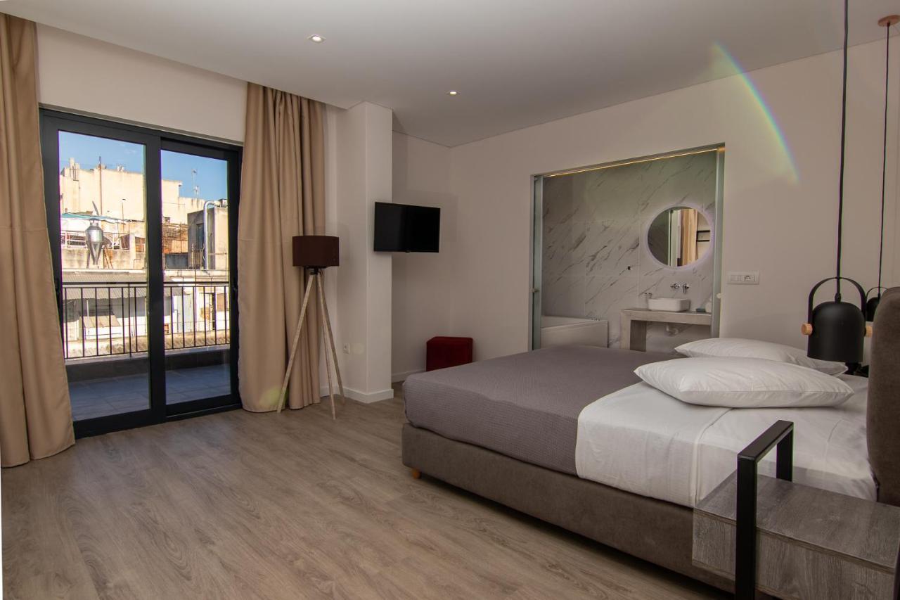 Dunlin Hotel Athens